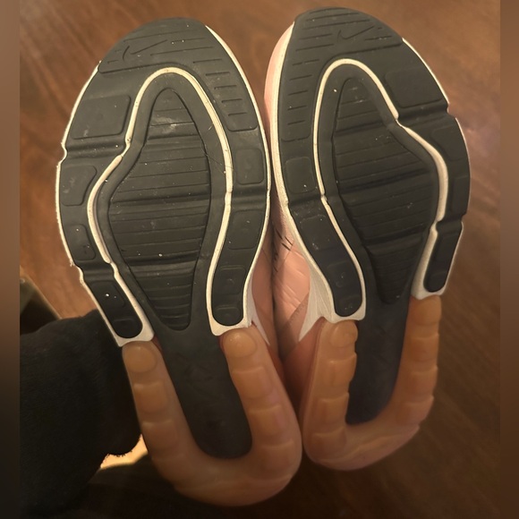 Nike Air Max 270, Coral Stardust (Women's 8) - Picture 7 of 7